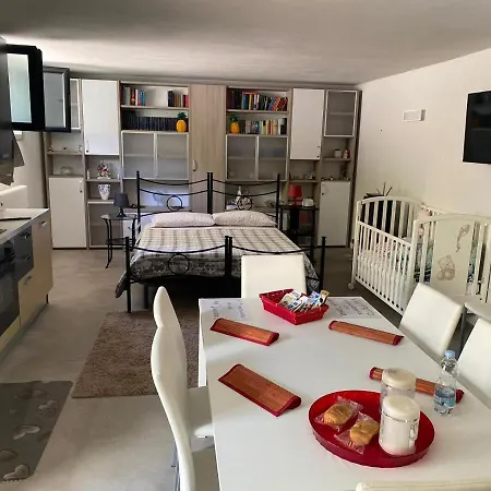 Ml House 1 - Tavernetta Privata In Con Piscina