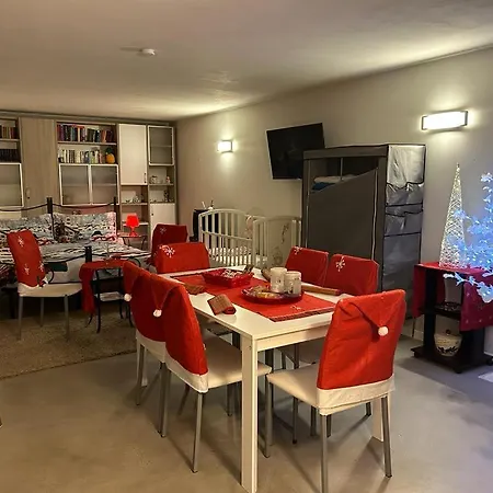 Ml House 1 - Tavernetta Privata In Con Piscina Apartment Podenzano